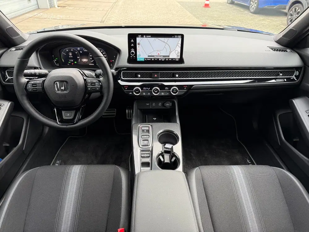 Honda Civic 2.0 HYBRID 184PK Automaat Sport Black Embl uit 2026, foto 5