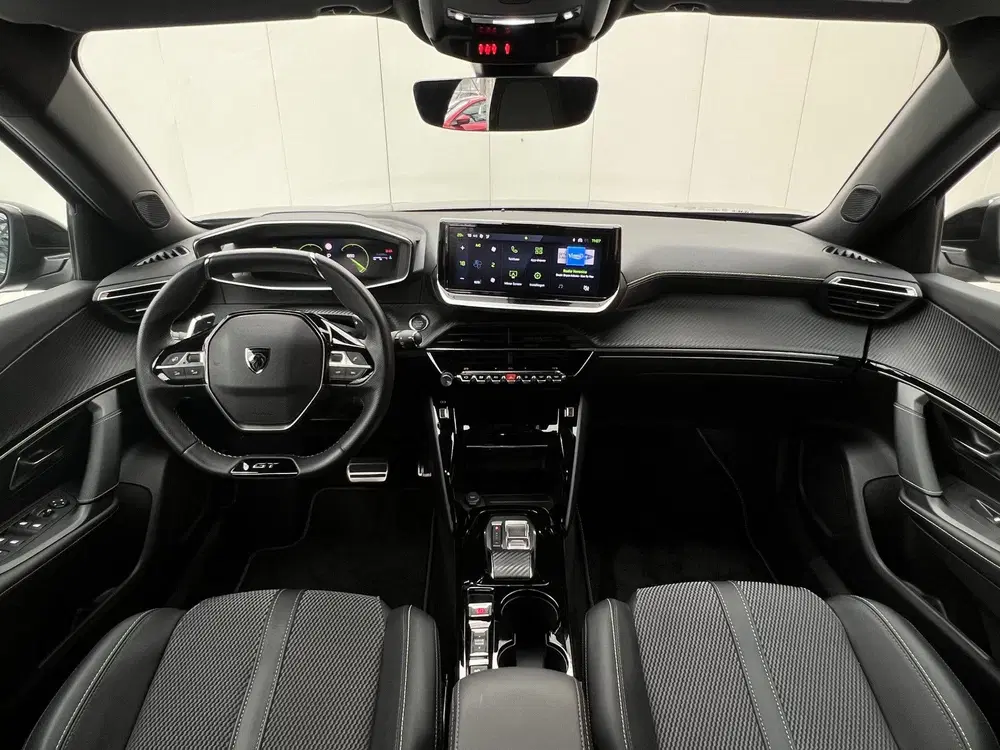 Peugeot 2008 PureTech 130 GT EAT8 Automaat uit 2024, foto 4