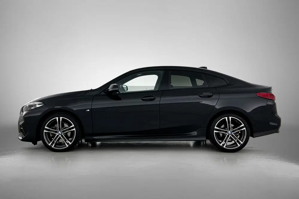 BMW 2-serie 2 Serie Gran Coupé 218i Executive Edition uit 2021, foto 3