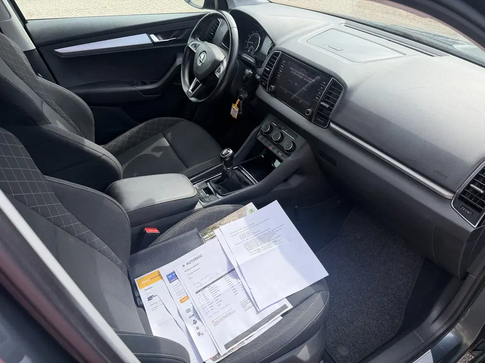 Skoda Karoq 1.5 TSI ACT Ambition Carplay uit 2019, foto 3