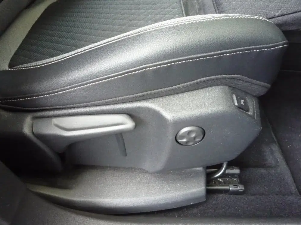 Opel Grandland 1.2 Turbo (130Pk) Business+ Navi Camera Tr uit 2019, foto 11
