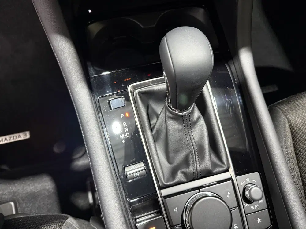 Mazda 3 2.5 e-SkyActiv-G M Hybrid 140 Exclusive-li uit 2026, foto 15