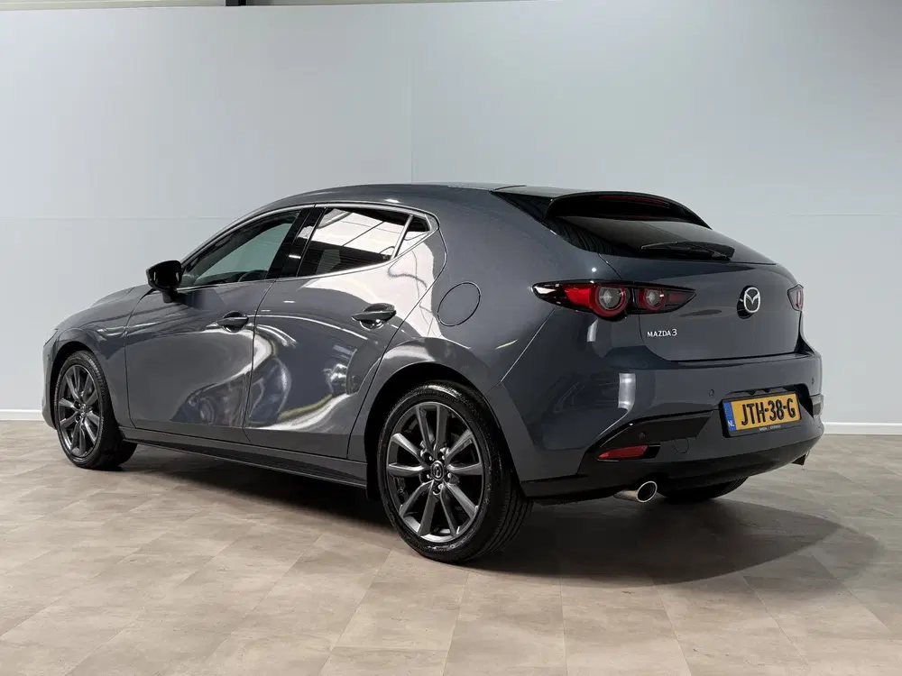 Mazda 3 2.5 e-SkyActiv-G M Hybrid 140 Exclusive-li uit 2026, foto 2