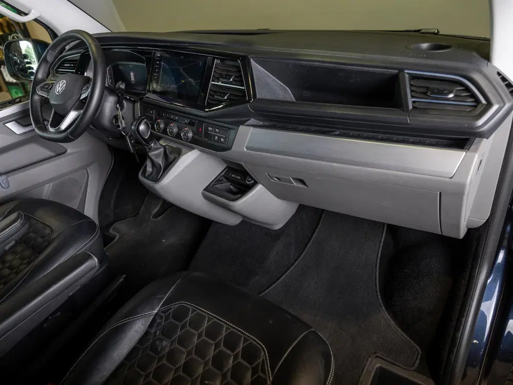 Volkswagen Transporter 2.0 TDI 4Motion L2H1 30 Bulli 75 Edit uit 2024, foto 7