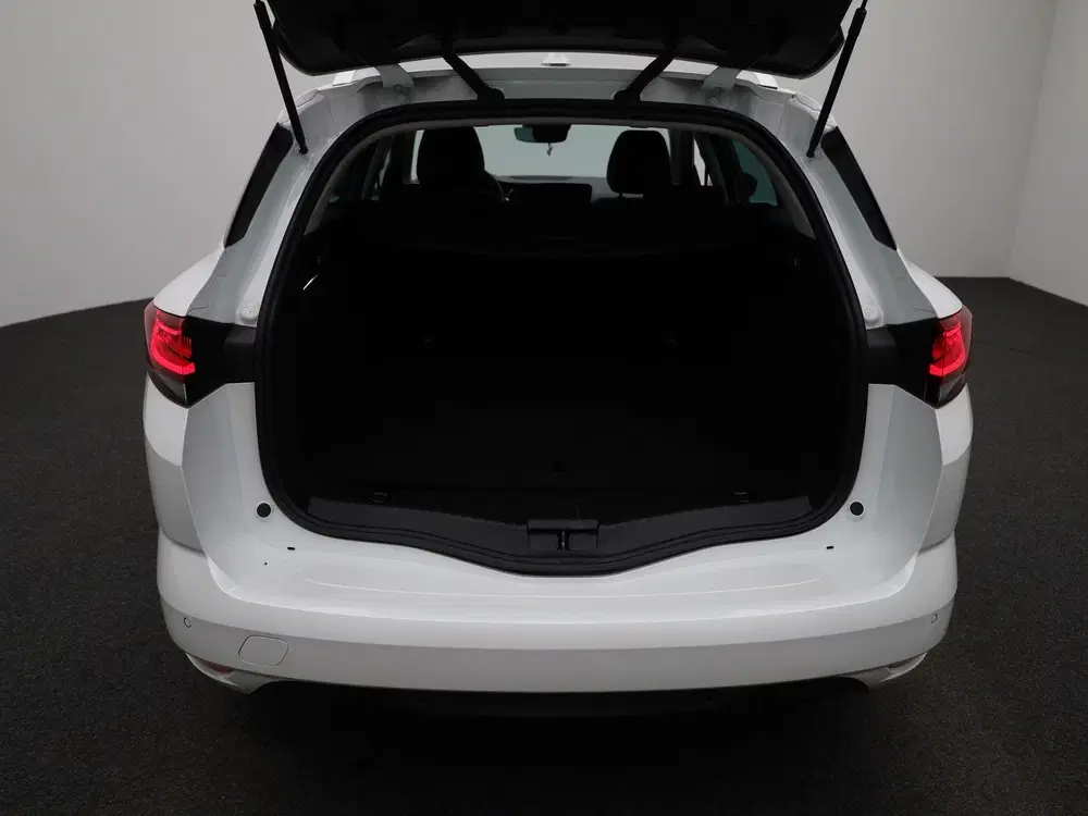 Renault Megane Mégane Estate 1.6 E-Tech Plug-in Hybrid 16 uit 2022, foto 13