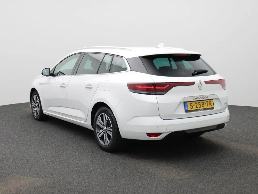 Renault Megane Mégane Estate 1.6 E-Tech Plug-in Hybrid 16 uit 2022, foto 2