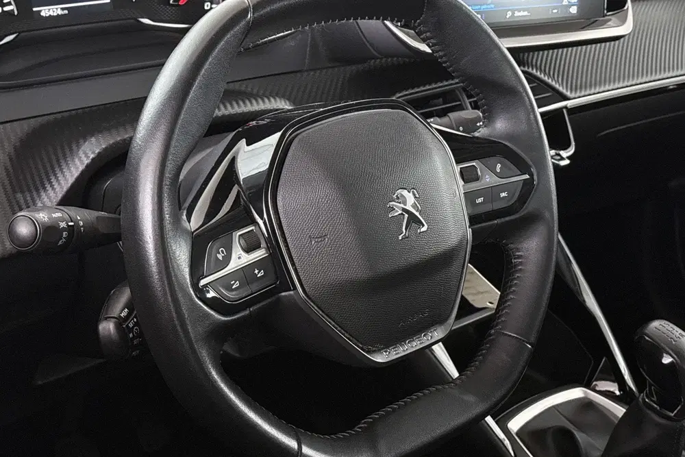 Peugeot 208 1.2 PureTech Active Pack Apple CarPlay Air uit 2021, foto 11