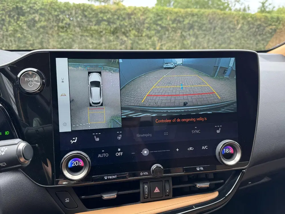 Lexus NX 450h+ AWD 360cam Trekhaak Dealer onderhoud uit 2022, foto 8