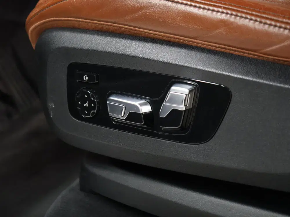 BMW X7 xDrive40i High Executive [SCHUIFKANTELDAK uit 2020, foto 15