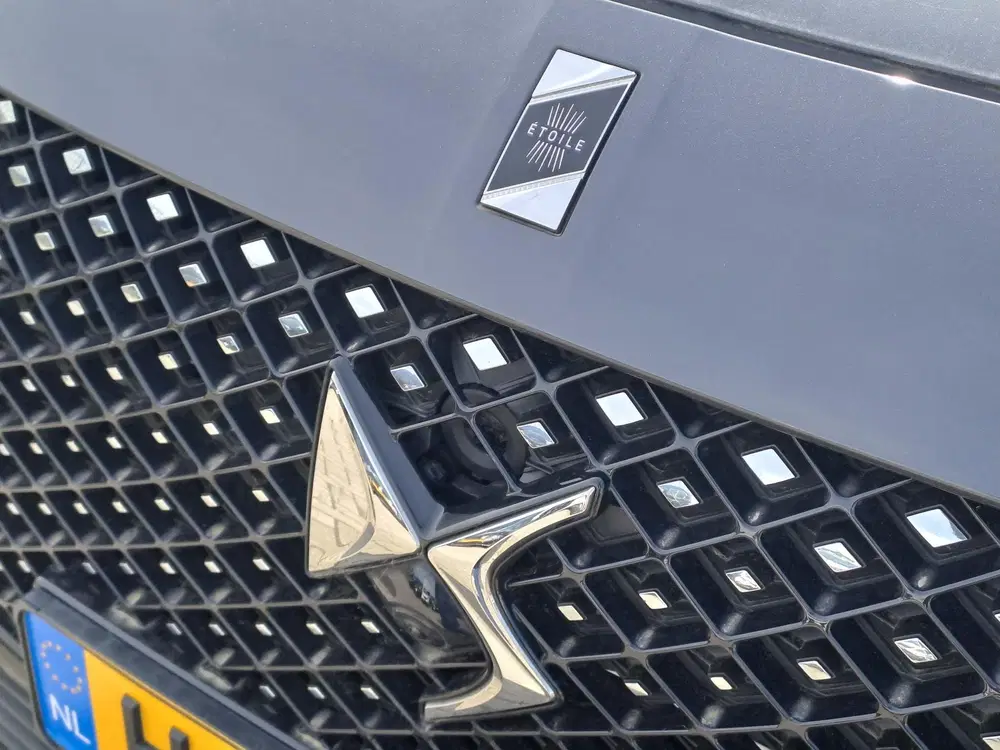 DS Automobiles DS 7 DS 7 1.6 PHEV 300 4x4 Etoile uit 2025, foto 8