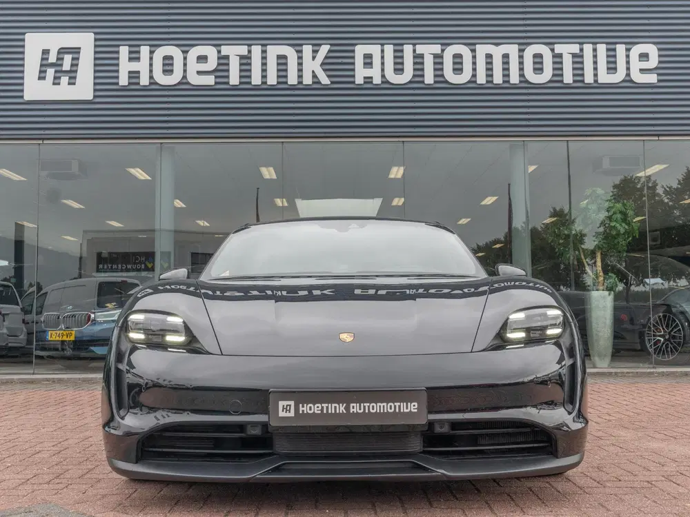 Porsche Taycan Performance 84 kWh uit 2021, foto 8