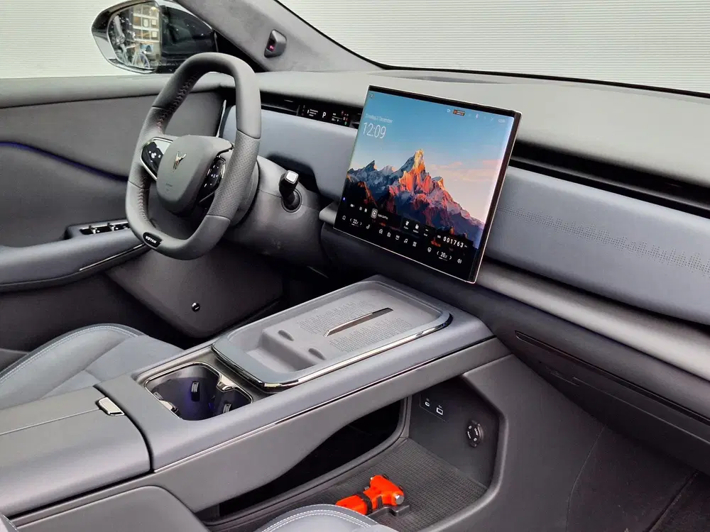 Voyah Courage Performance Edition uit 2025, foto 13