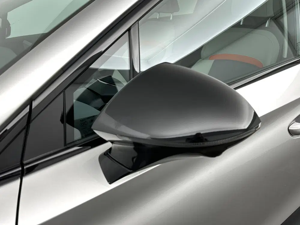 MG MG4 Trophy Extended Range 77 kWh uit 2025, foto 10