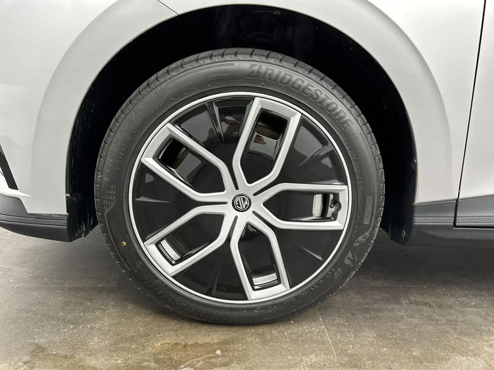 MG MG4 Trophy Extended Range 77 kWh uit 2025, foto 8