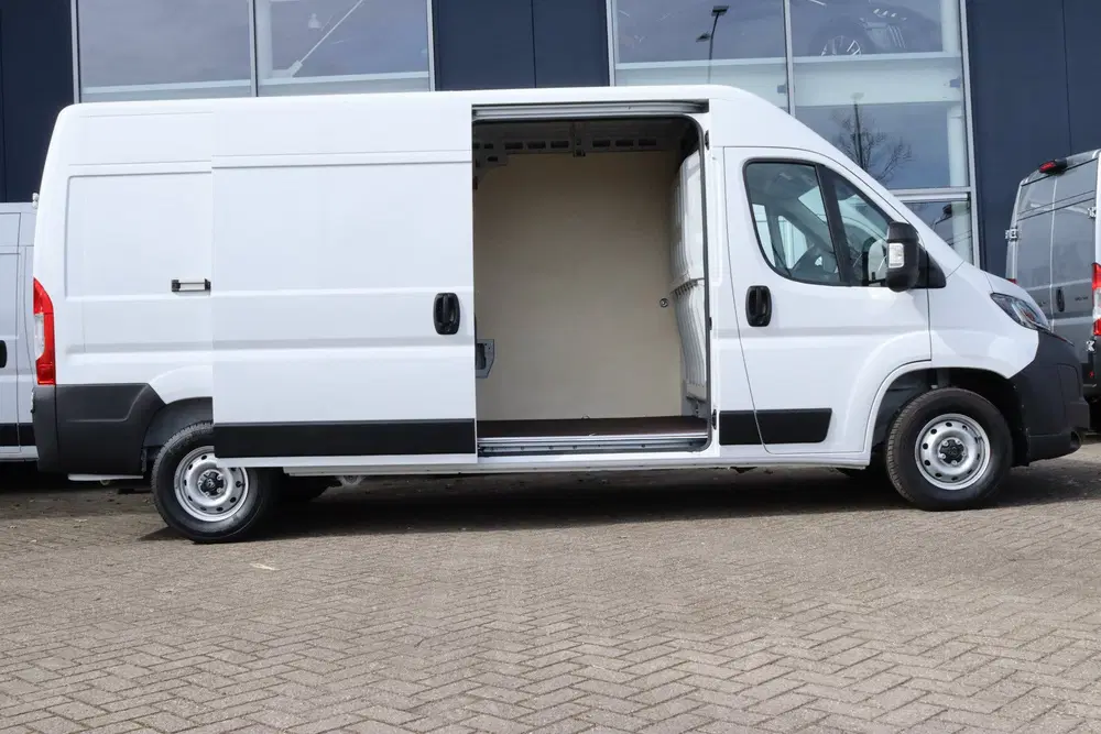 Peugeot Boxer 2.2 BlueHDi 140 S&S L3H2 3.5t uit 2024, foto 11