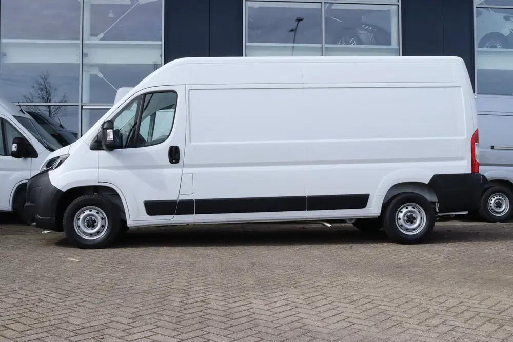 Peugeot Boxer 2.2 BlueHDi 140 S&S L3H2 3.5t uit 2024, foto 8