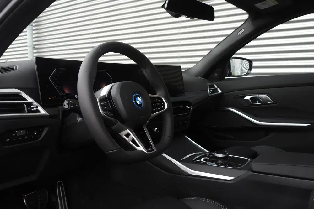 BMW 3-serie 330e M Sport Automaat uit 2026, foto 14