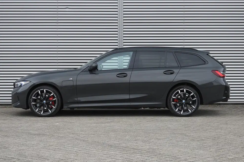 BMW 3-serie 330e M Sport Automaat uit 2026, foto 5