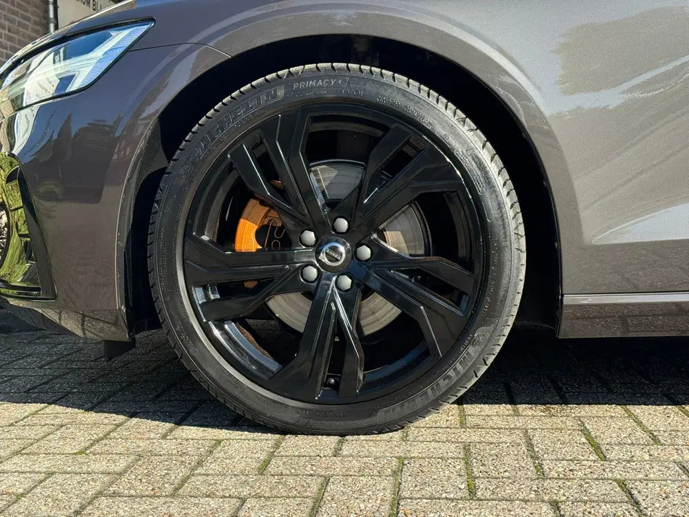 Volvo S60 2.0 B4 Plus Dark uit 2024, foto 5