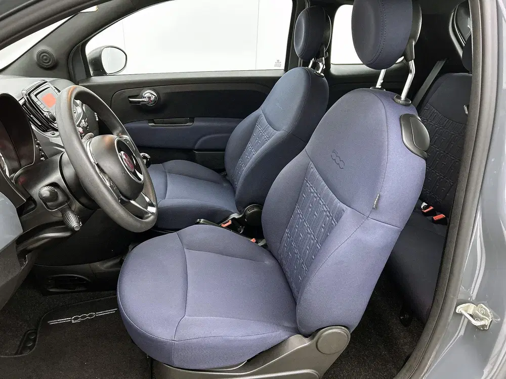 Fiat 500 1.0 Hybrid Cult uit 2021, foto 2