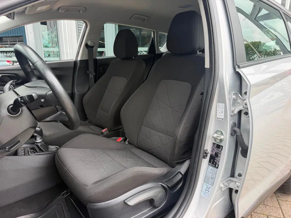 Hyundai BAYON 1.0 T-GDI Comfort Airco Stoelverw. Div. Op uit 2022, foto 9