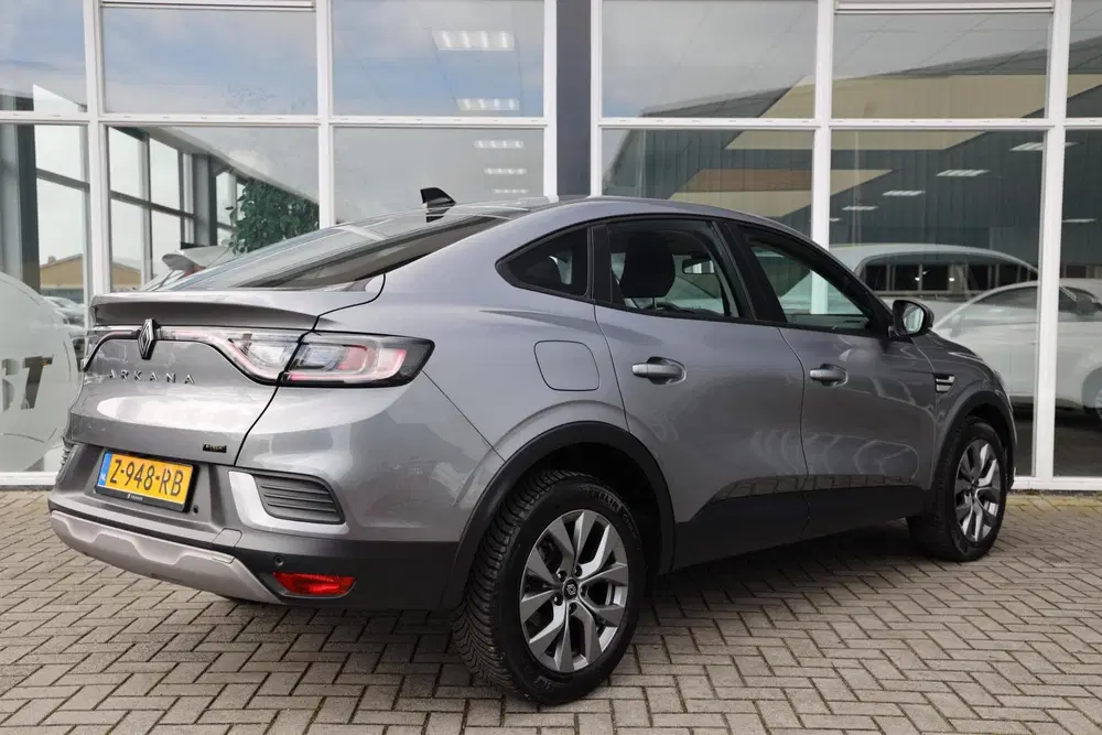 Renault Arkana 1.6 E-Tech full hybrid 145 evolution uit 2024, foto 3