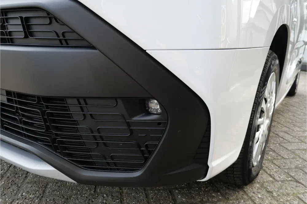 Toyota Proace City 1.5 D-4D L1 Challenger+ uit 2024, foto 15