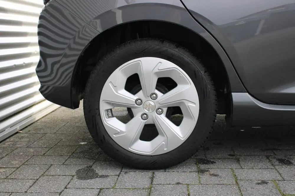 Suzuki Swift 1.2 Select SmartHybrid uit 2025, foto 14