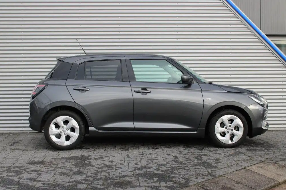 Suzuki Swift 1.2 Select SmartHybrid uit 2025, foto 7