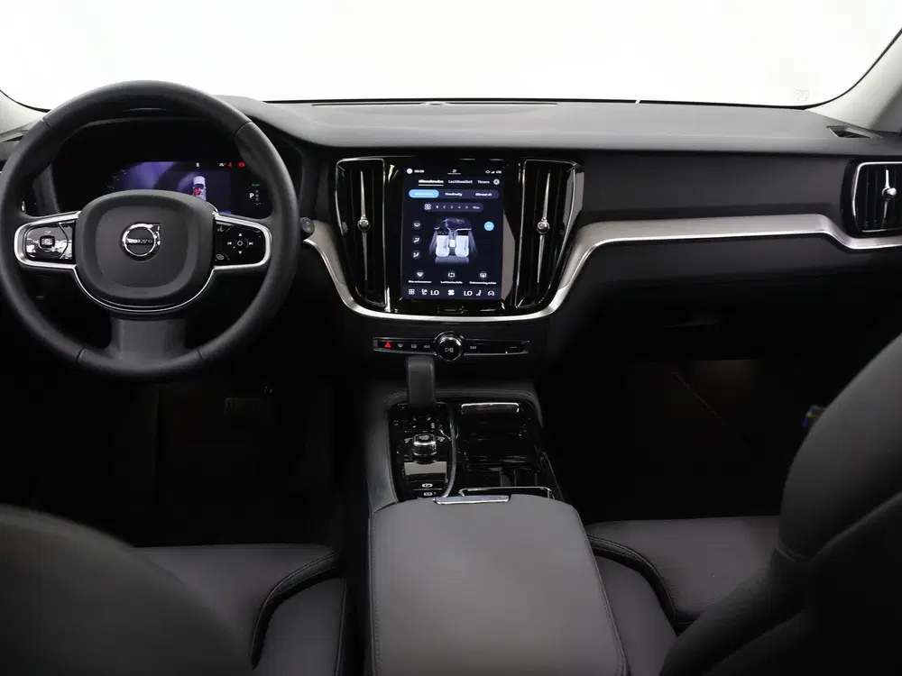 Volvo V60 2.0 T8 Plug-in hybrid AWD Plus Dark uit 2024, foto 8