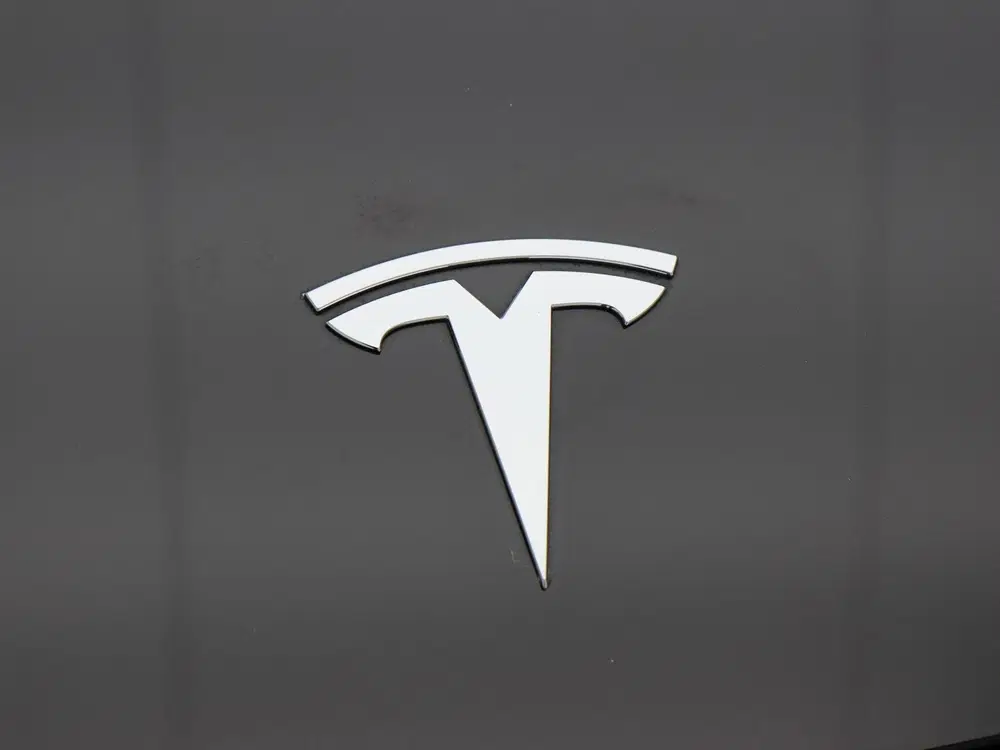 Tesla Model 3 Standard RWD Plus 60 kWh 238 Pk uit 2023, foto 10