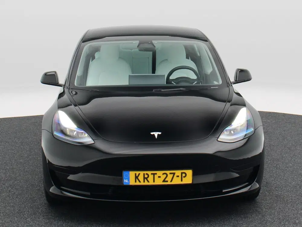 Tesla Model 3 Standard RWD Plus 60 kWh 238 Pk uit 2023, foto 5