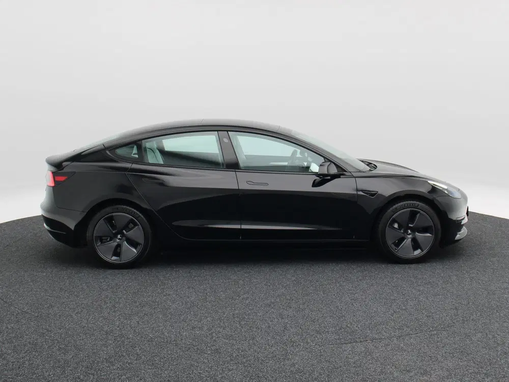Tesla Model 3 Standard RWD Plus 60 kWh 238 Pk uit 2023, foto 7