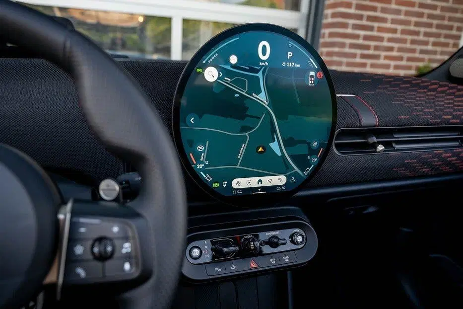 Mini John Cooper Works Cooper S Cabrio JCW uit 2025, foto 12