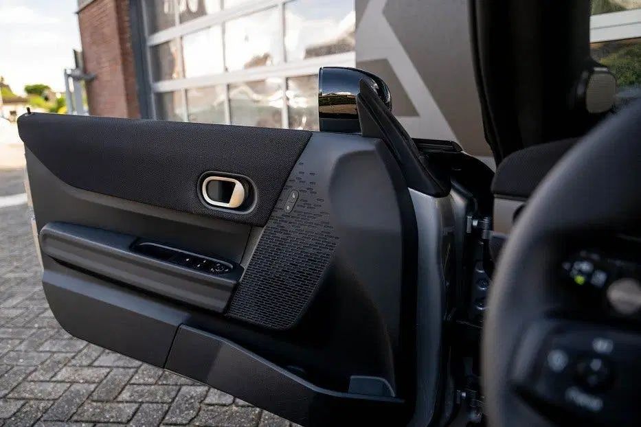 Mini John Cooper Works Cooper S Cabrio JCW uit 2025, foto 9