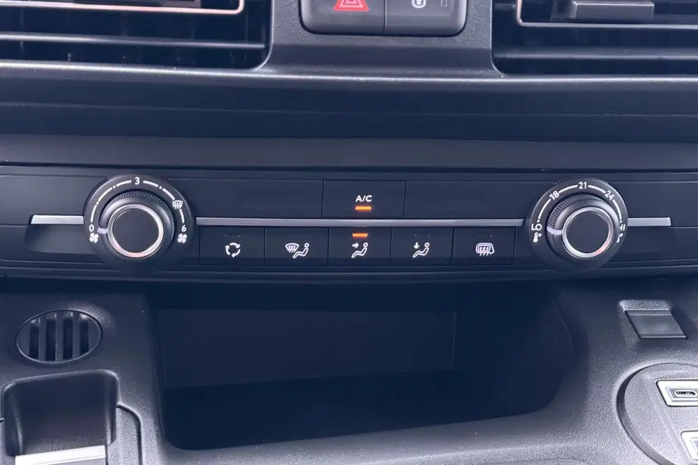 Opel Combo 136 L2 50kWh Voordeel uit 2026, foto 15