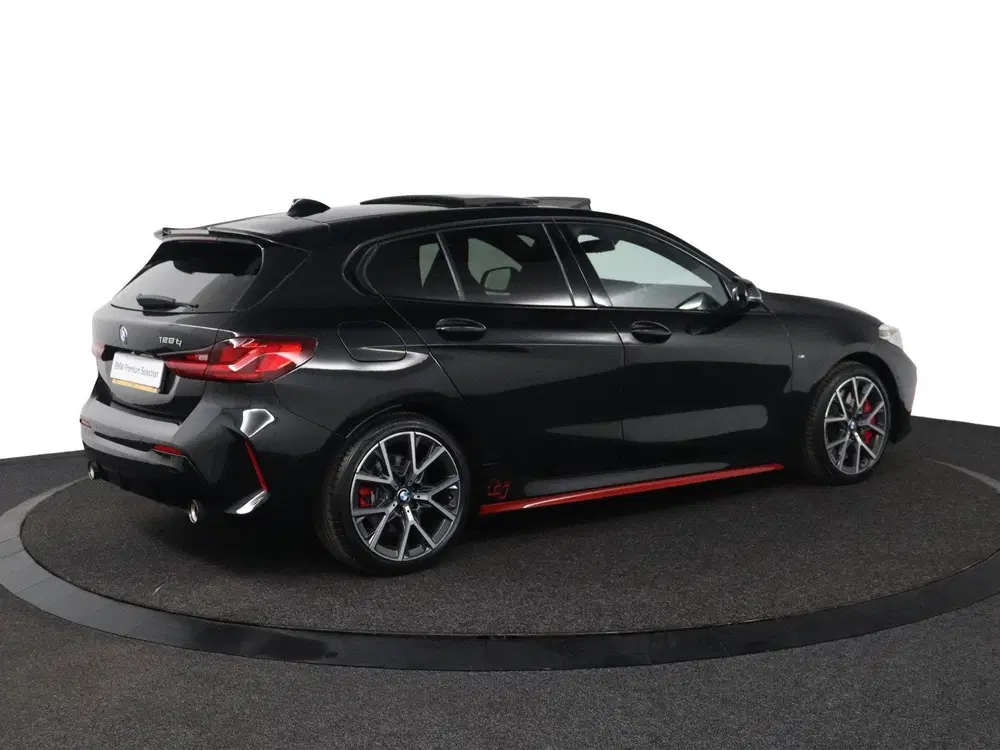 BMW 1-serie 128ti Business Edition Plus High Executive uit 2022, foto 4