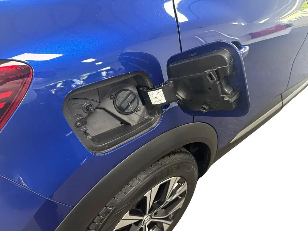 Renault Captur 1.6 E-Tech Hybrid 145 Intens Camera uit 2023, foto 7