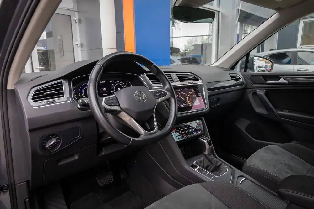 Volkswagen Tiguan 1.4 TSI eHybrid Elegance PHEV uit 2022, foto 2