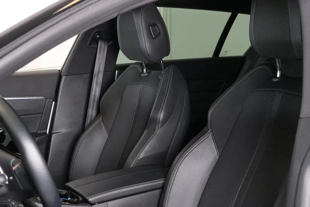 Peugeot 508 GT Hybrid 225 e-EAT8 uit 2022, foto 14