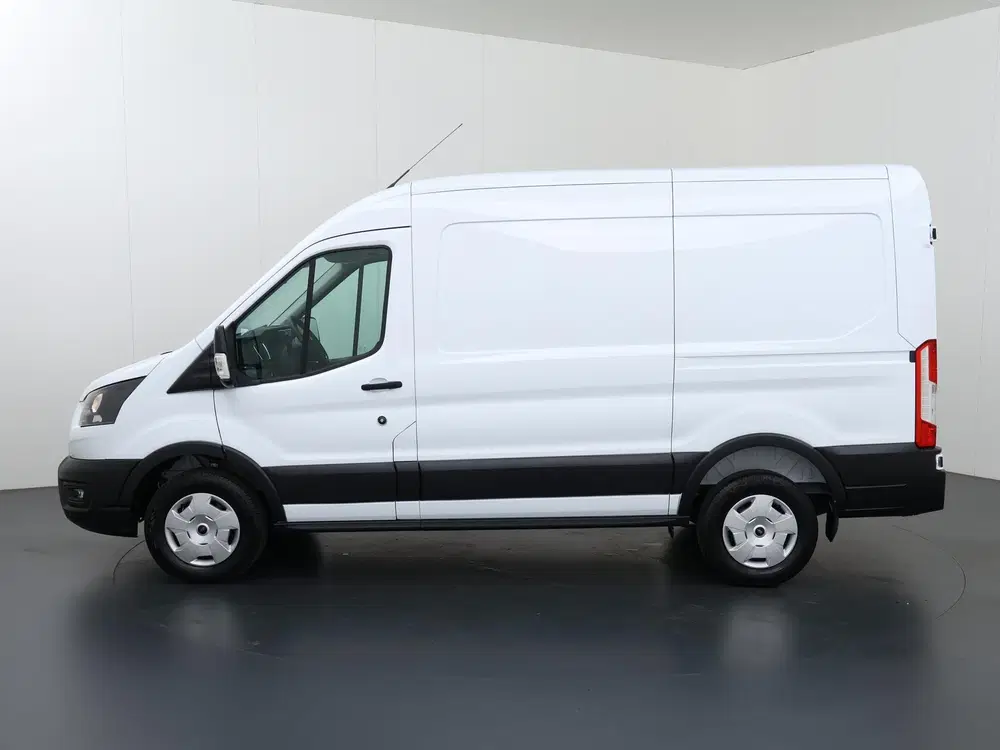 Ford Transit 350 uit 2024, foto 5