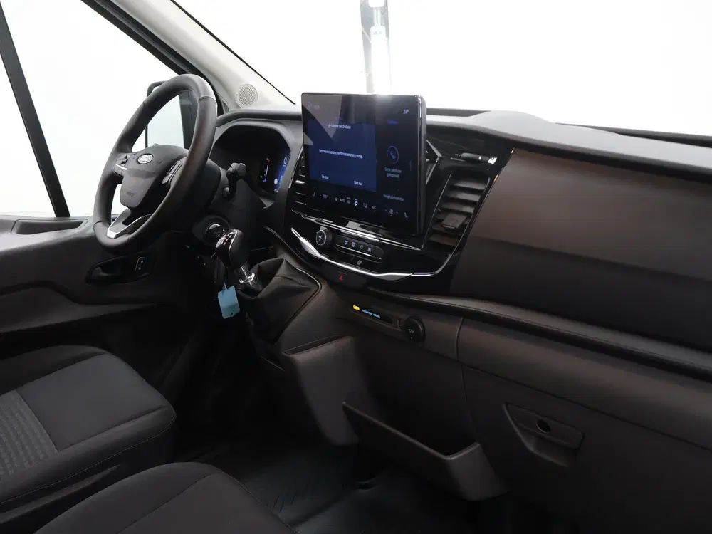 Ford Transit 350 uit 2024, foto 8