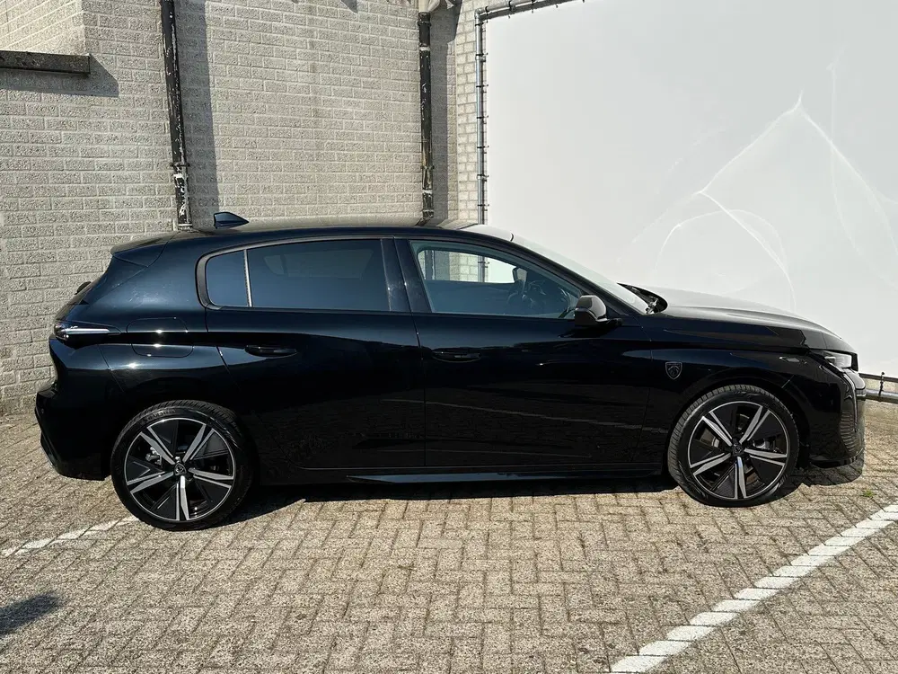Peugeot 308 1.6 Plug-in Hybrid 180 GT uit 2023, foto 11
