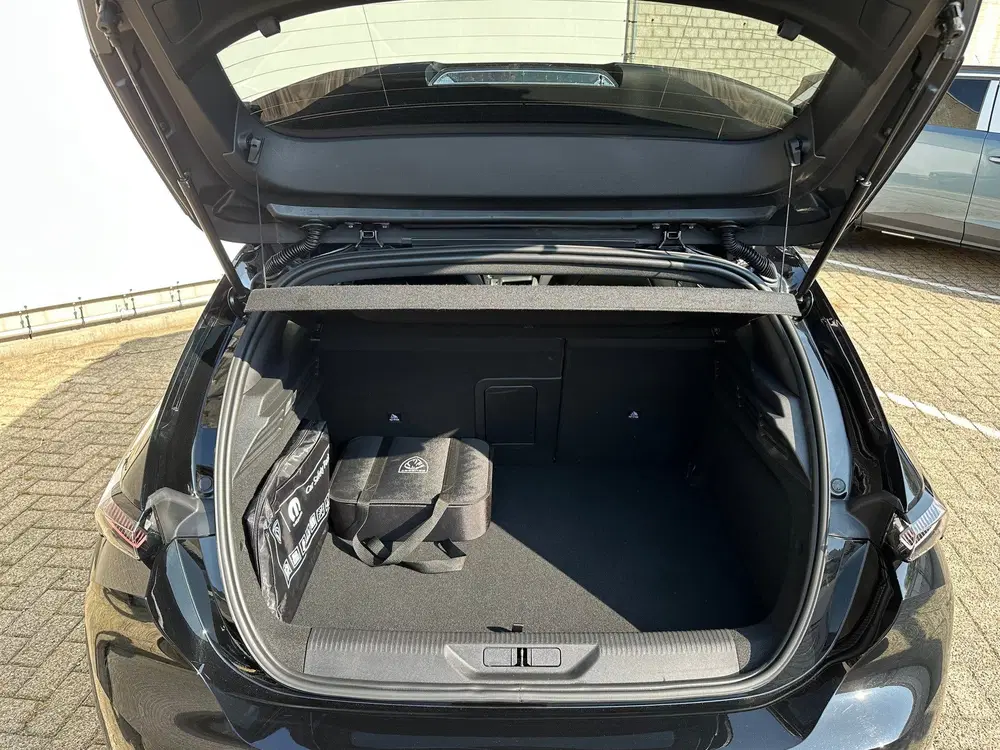 Peugeot 308 1.6 Plug-in Hybrid 180 GT uit 2023, foto 15
