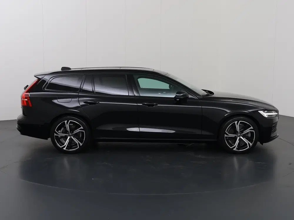 Volvo V60 2.0 T8 Plug-in hybrid AWD Ultra Dark uit 2024, foto 6