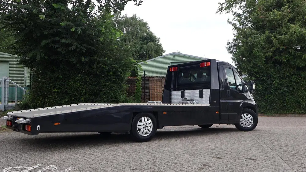 Peugeot Boxer 435 2.2 BlueHDi 165 L4 Pro Zwaar uit 2020, foto 4
