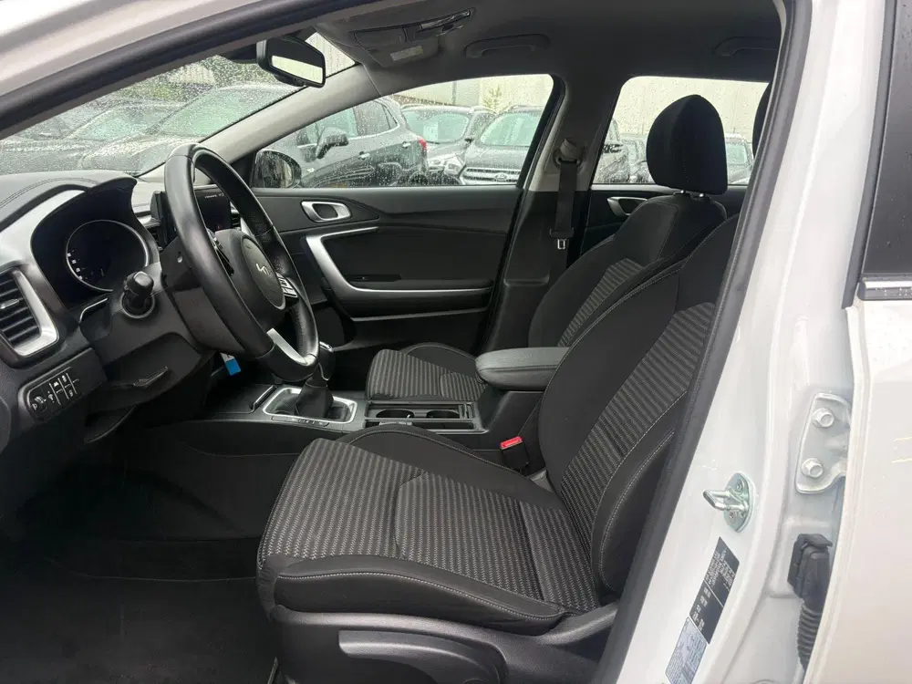 Kia Ceed 1.0 T-GDi DynamicLine Dealer ondh uit 2022, foto 10