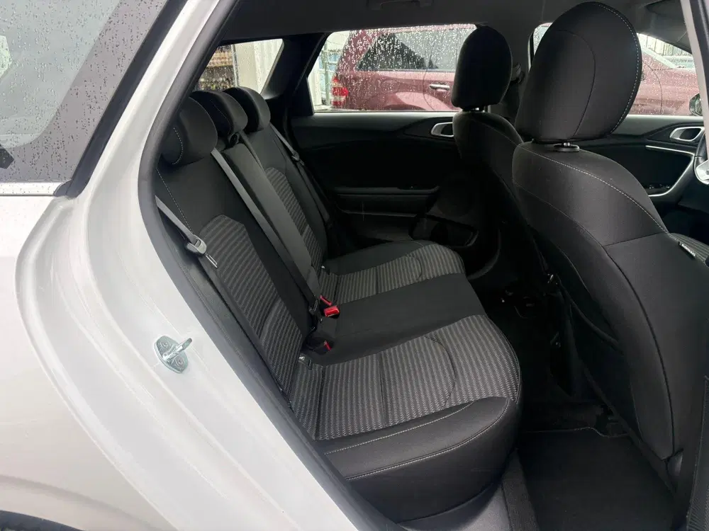 Kia Ceed 1.0 T-GDi DynamicLine Dealer ondh uit 2022, foto 12