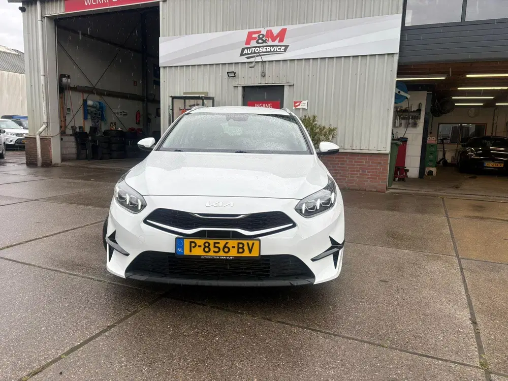 Kia Ceed 1.0 T-GDi DynamicLine Dealer ondh uit 2022, foto 2