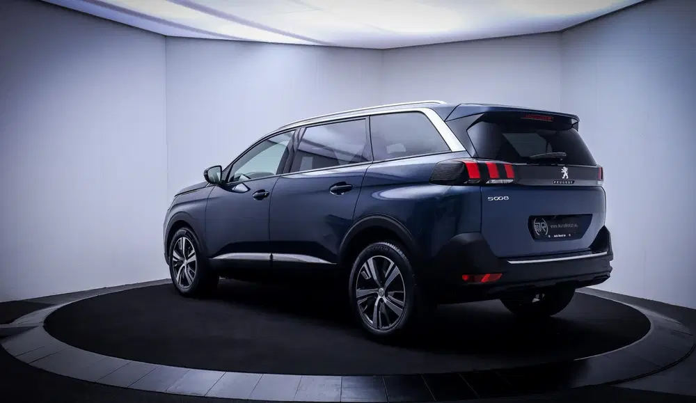 Peugeot 5008 1.2T Aut. 7p ALLURE Pack FULL LED uit 2023, foto 8